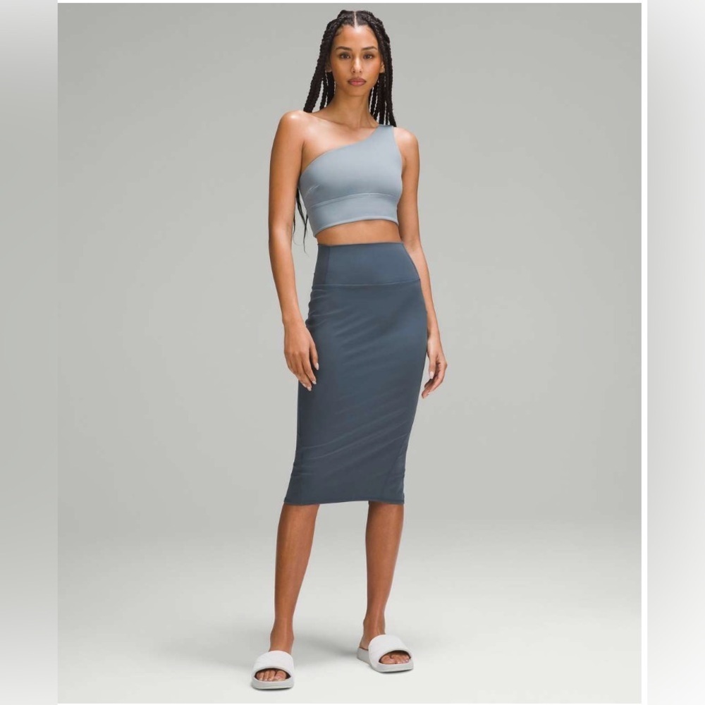 Lululemon Nulu Slim-Fit High-Rise Skirt in Iron Blue Size 6 - Picture 3 of 5